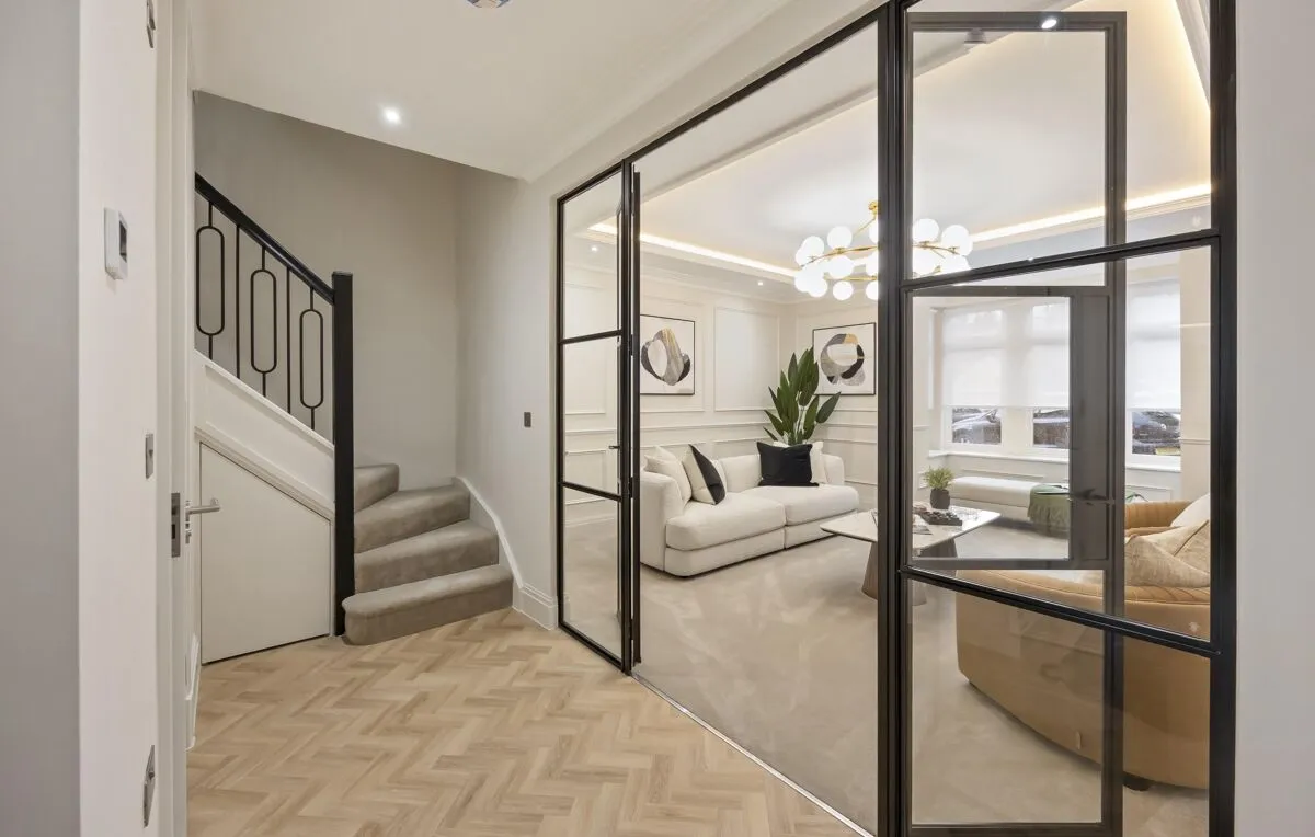 Leatherhead Road, Oxshott, KT22, photo 4