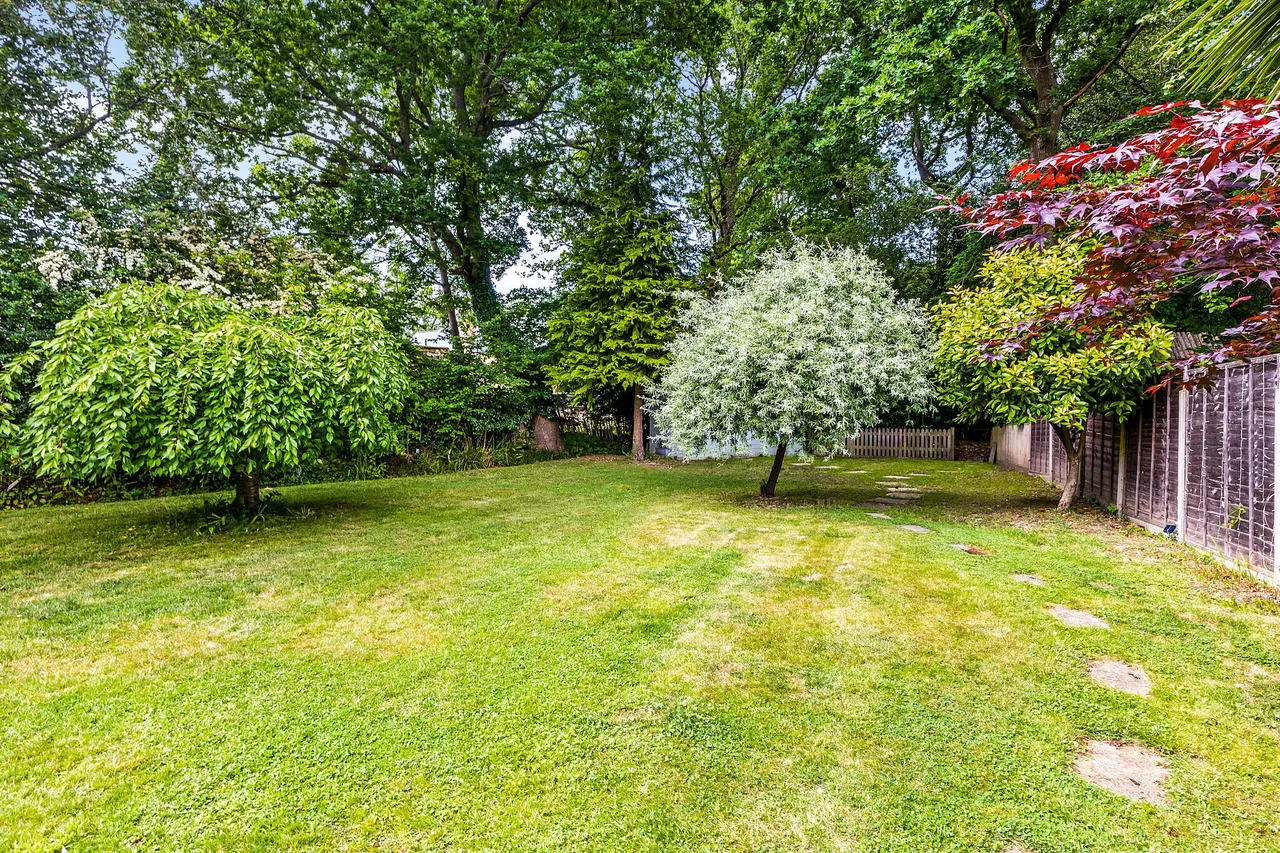 One Pin Lane, Farnham Common, SL2, photo 11
