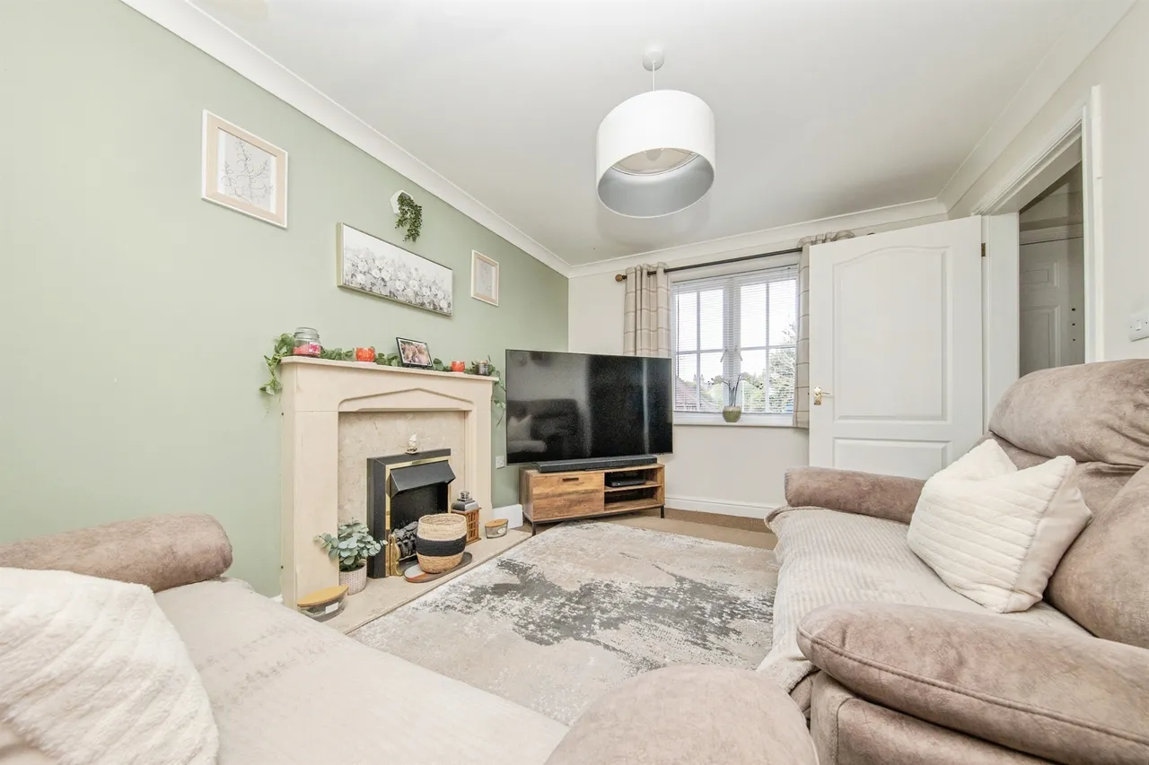 Philbrick Close, Colchester, photo 6