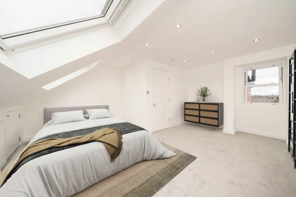 Clonmore Street, SW18, photo 7