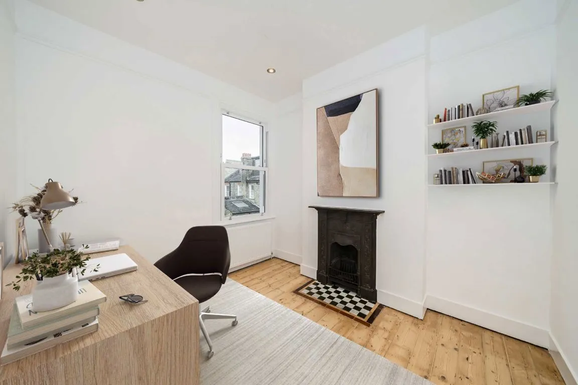 Clonmore Street, SW18, photo 5