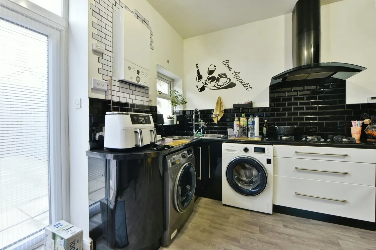 Tavistock Street, Nelson, Lancashire, BB9, photo 8