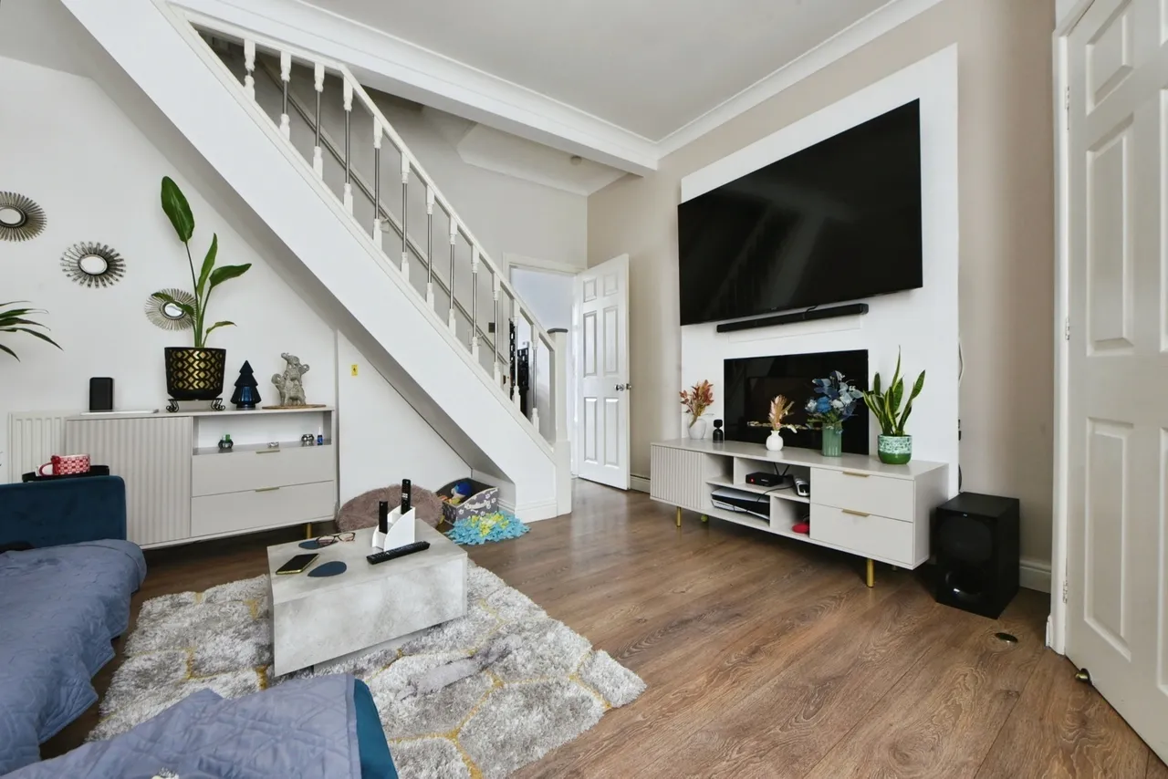Tavistock Street, Nelson, Lancashire, BB9, photo 5