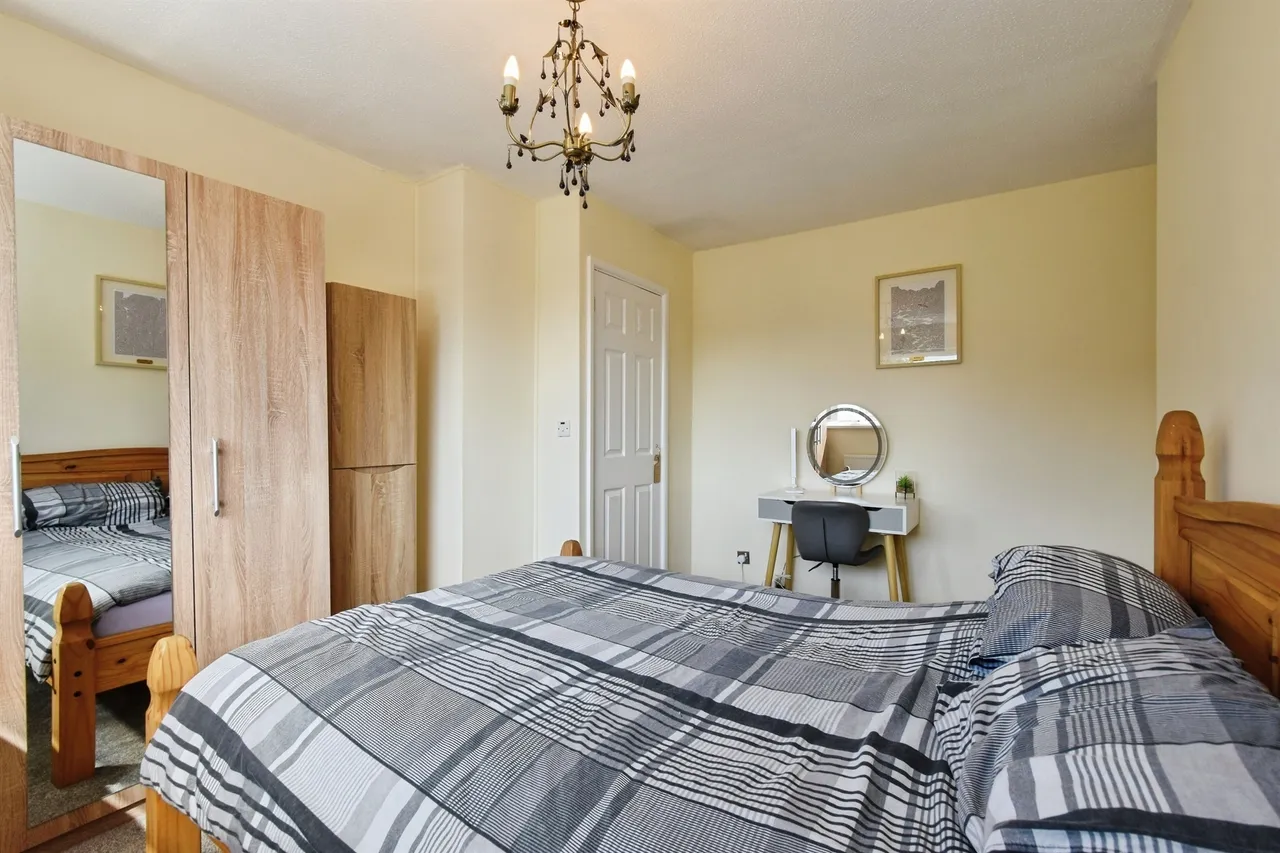 Oliver Jones Crescent, Tredegar, NP22, photo 10