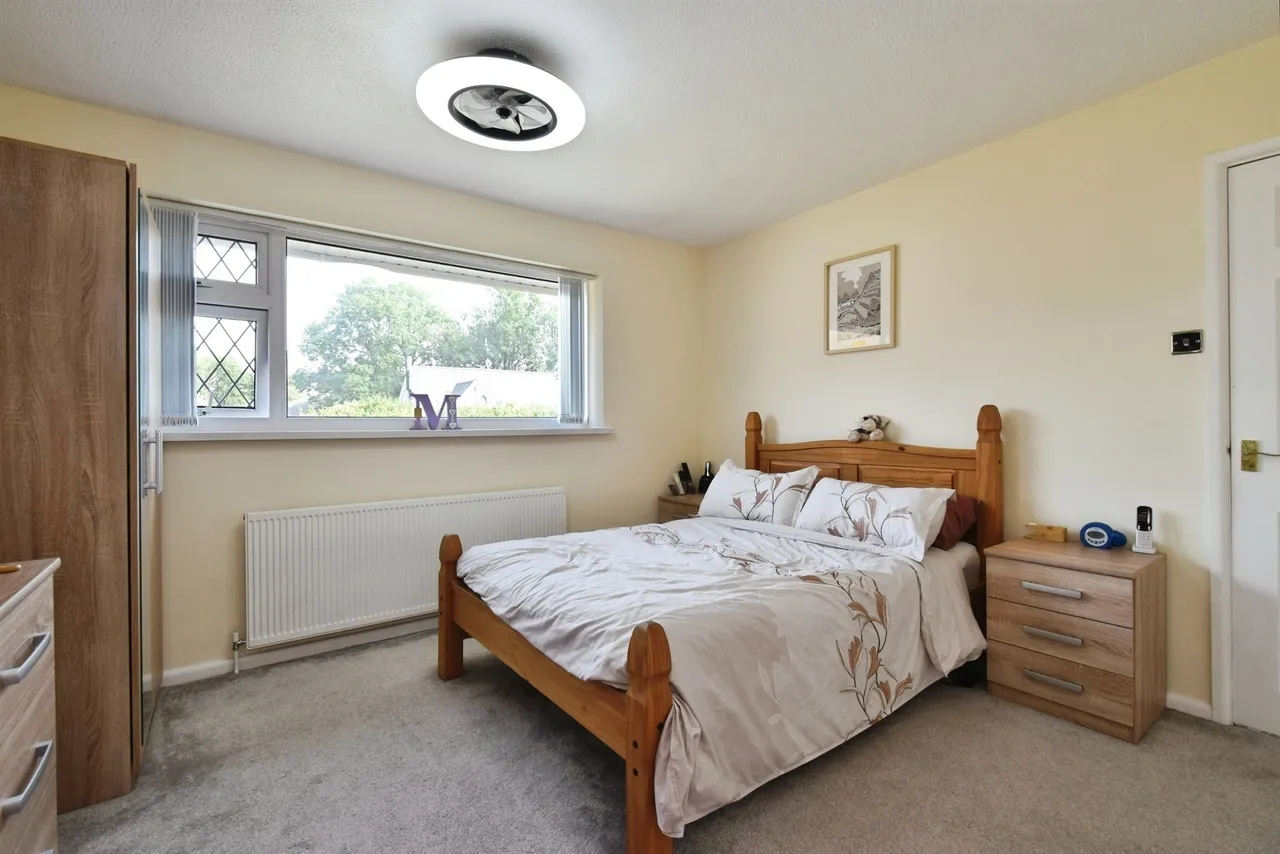 Oliver Jones Crescent, Tredegar, NP22, photo 30