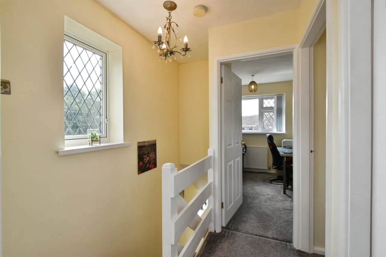 Oliver Jones Crescent, Tredegar, NP22, photo 27