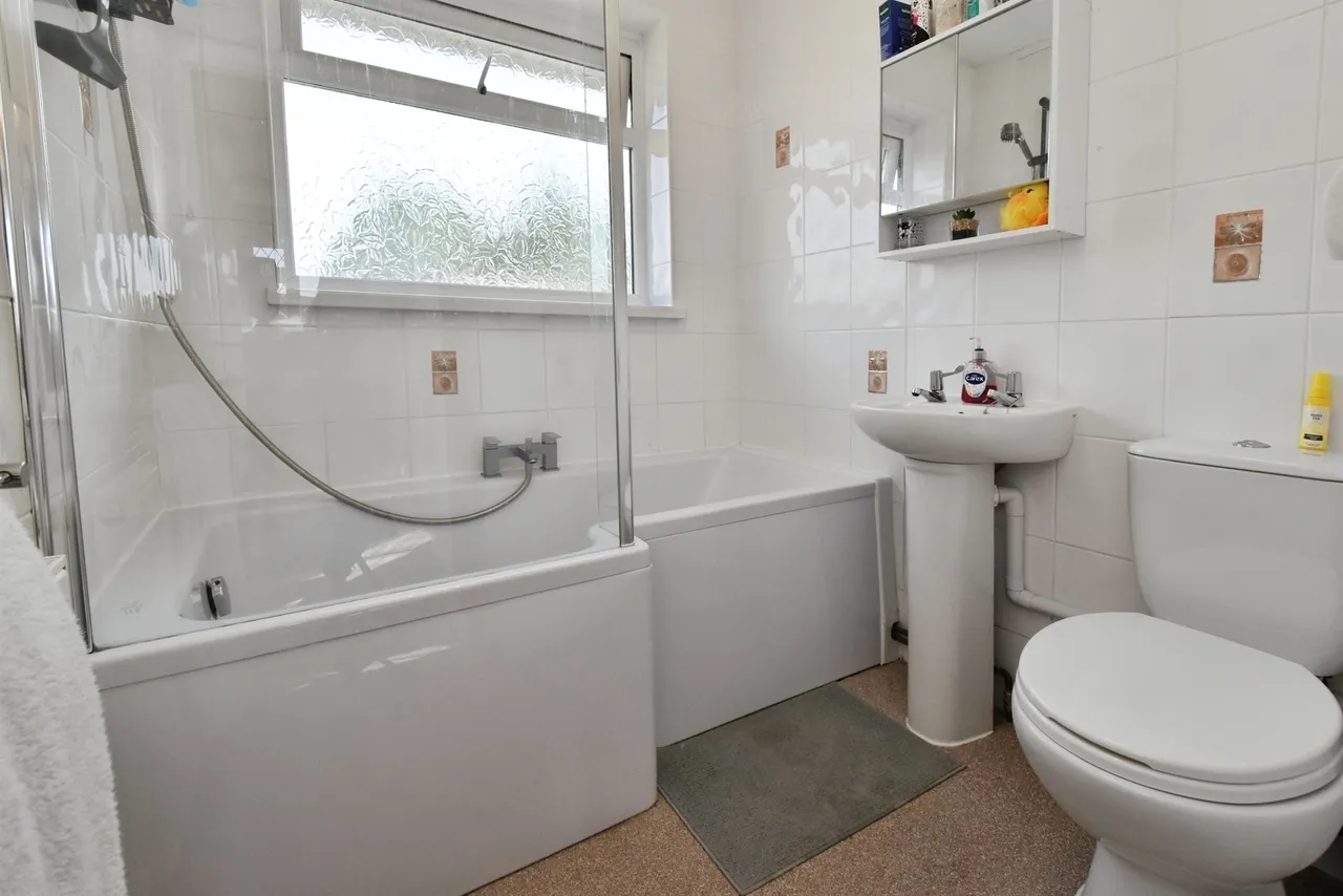 Oliver Jones Crescent, Tredegar, NP22, photo 8
