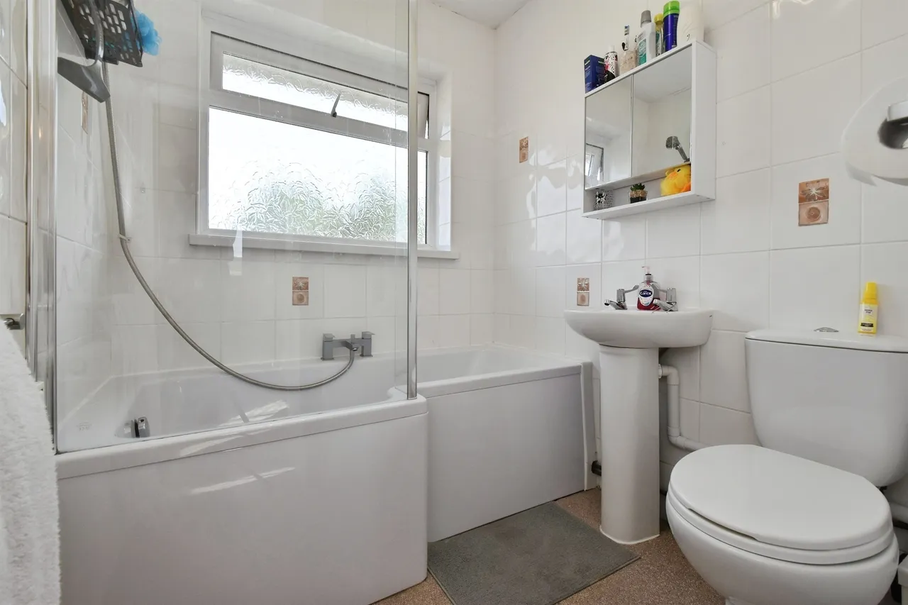 Oliver Jones Crescent, Tredegar, NP22, photo 29