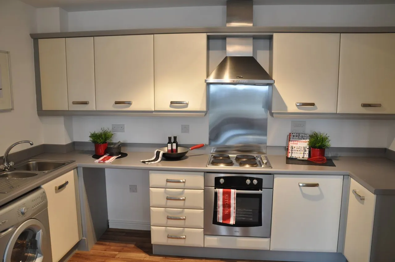 Finings Court, Burton-on-Trent, DE14, photo 2