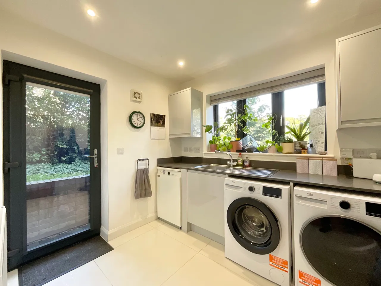 London Road, Woore, CW3, photo 8