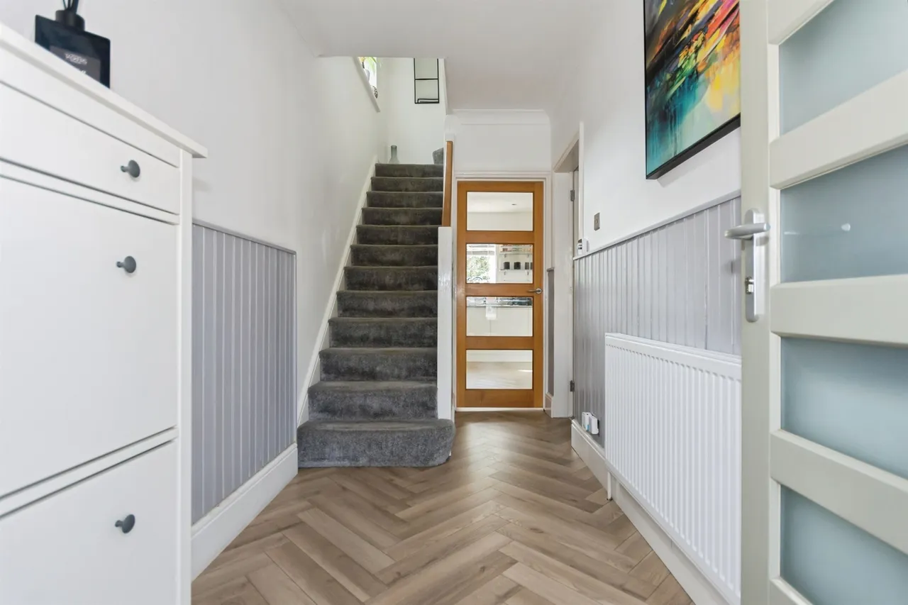 Bramley Croft, Shirley, Solihull, photo 4