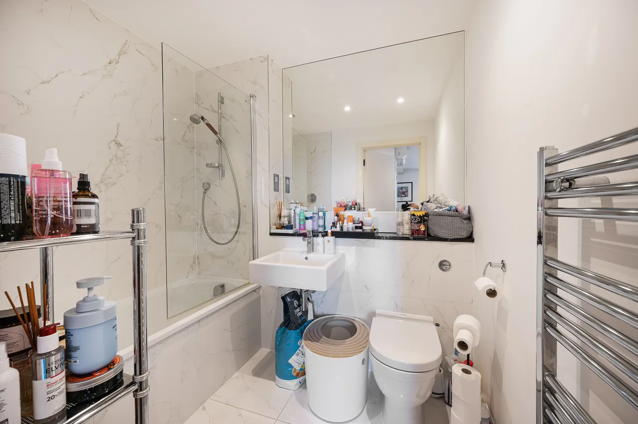 1504 Grand Regent Tower, 2 Cadmium Square, London, photo 7