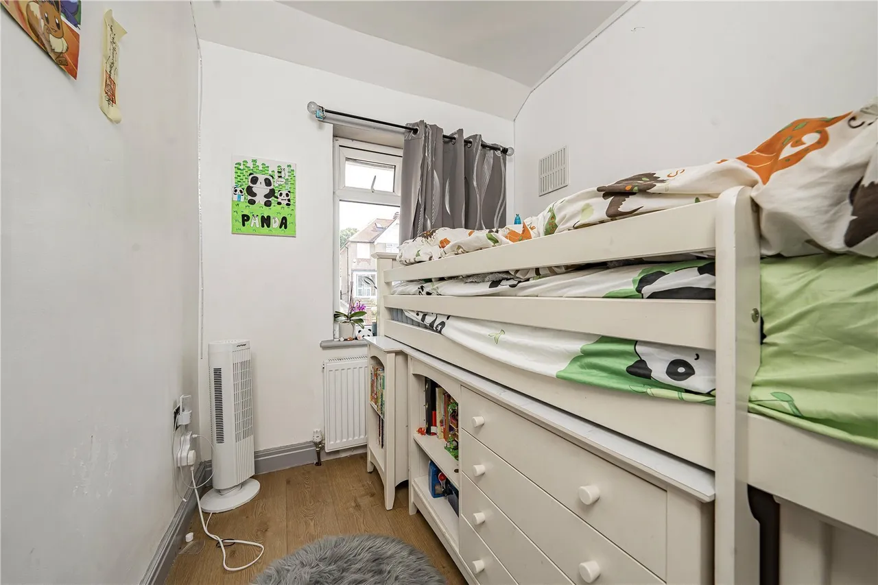 Northwood Gardens, Greenford, UB6, photo 8