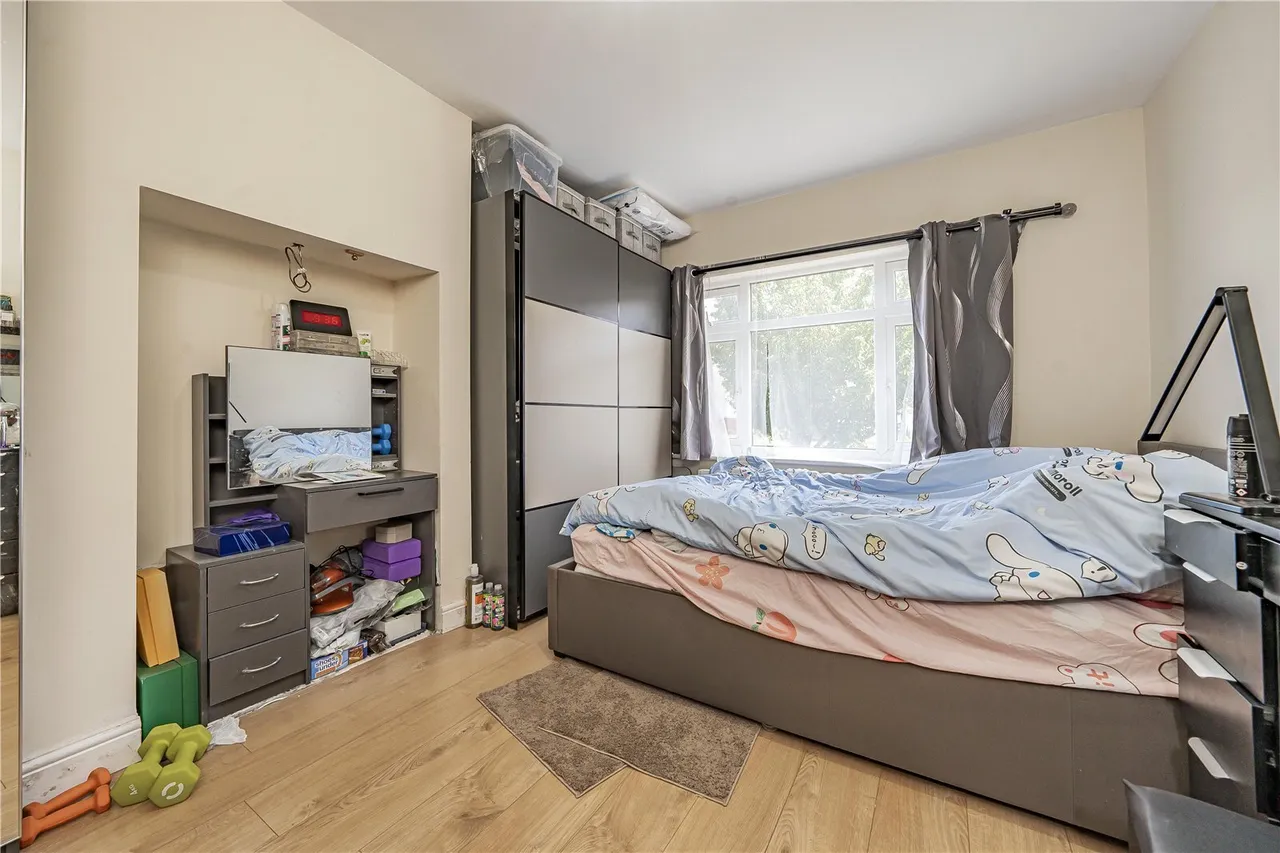 Northwood Gardens, Greenford, UB6, photo 5