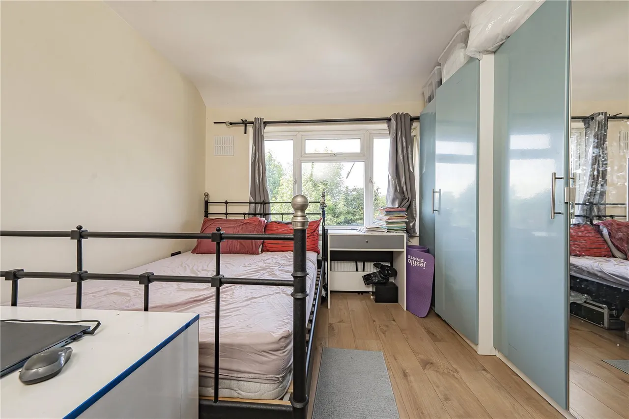Northwood Gardens, Greenford, UB6, photo 7