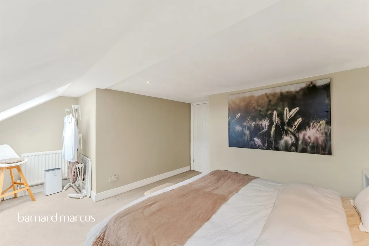 Heaton Road, Mitcham, photo 11