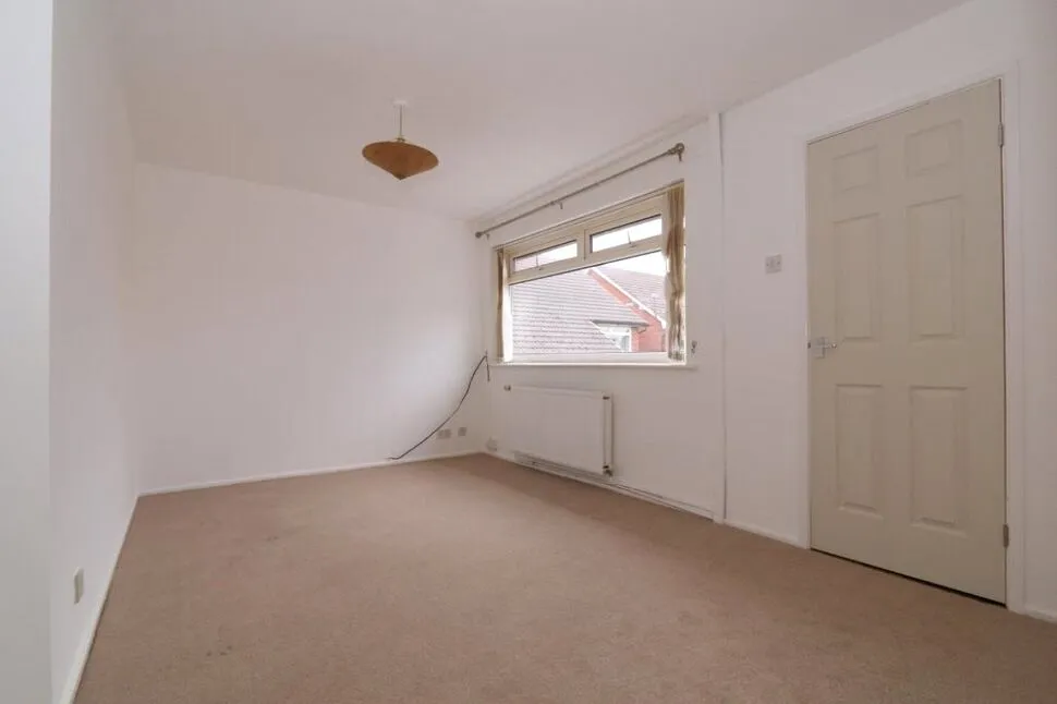 Briardene, Denton, Greater Manchester, M34, photo 2