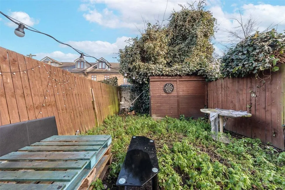 Meath Road, Stratford, E15, photo 18