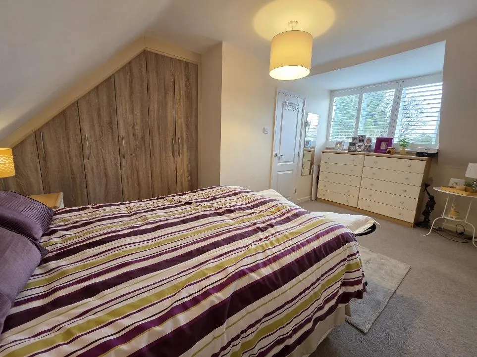 Wilmslow Road, Heald Green, photo 8