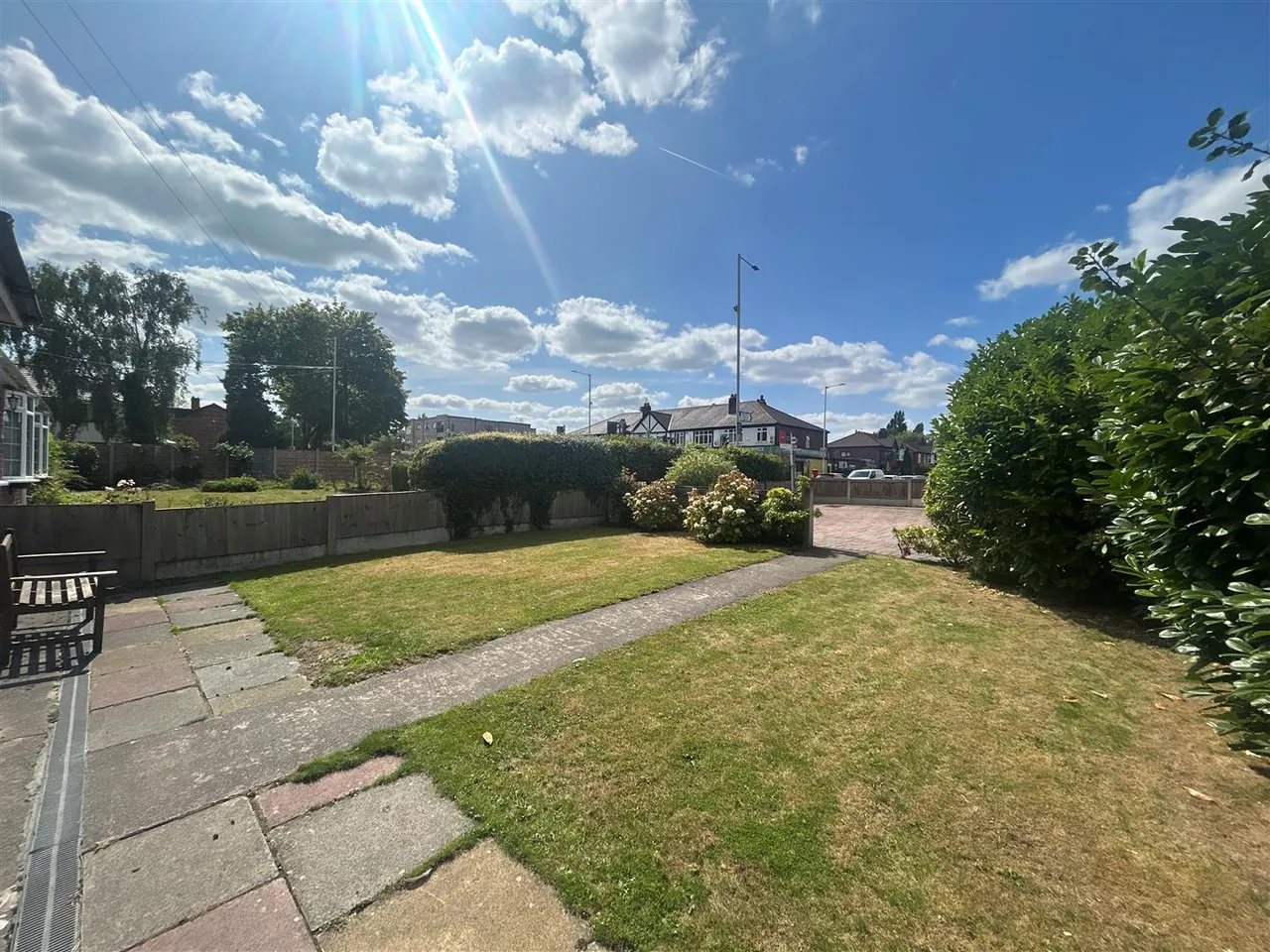 Wilmslow Road, Heald Green, photo 17