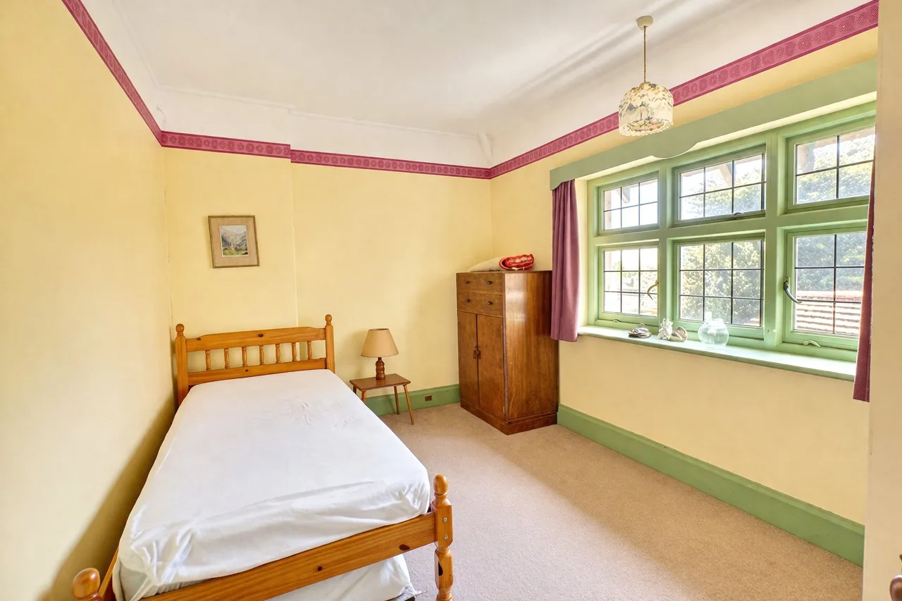 King Edward Road, Minehead, TA24, photo 11