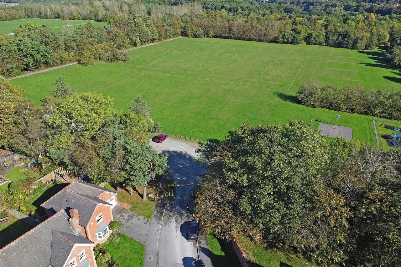 Youngs Drive, Harrogate, HG3, photo 17