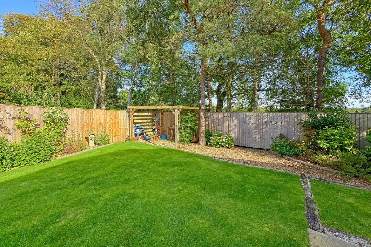 Youngs Drive, Harrogate, HG3, photo 16