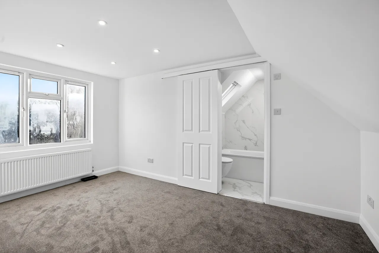 Priory Road, London, photo 12