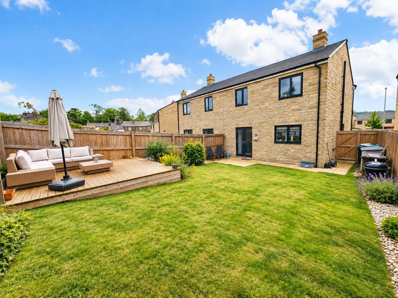 Mill Gardens, Silsden, BD20, photo 19