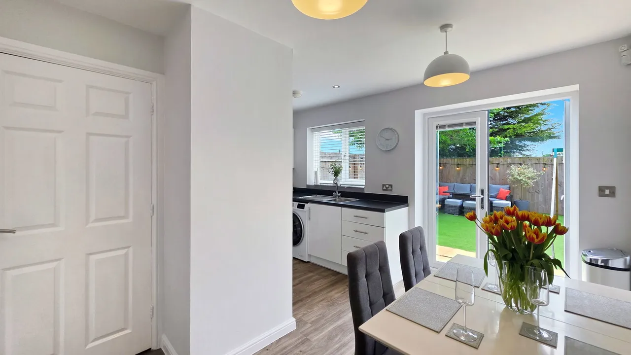 Juniper Gardens, Boothstown, M28, photo 8