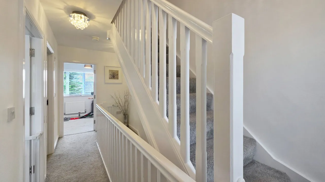 Juniper Gardens, Boothstown, M28, photo 17
