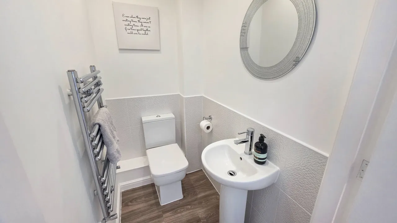 Juniper Gardens, Boothstown, M28, photo 13