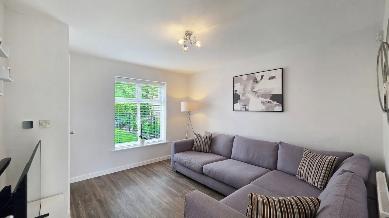 Juniper Gardens, Boothstown, M28, photo 15