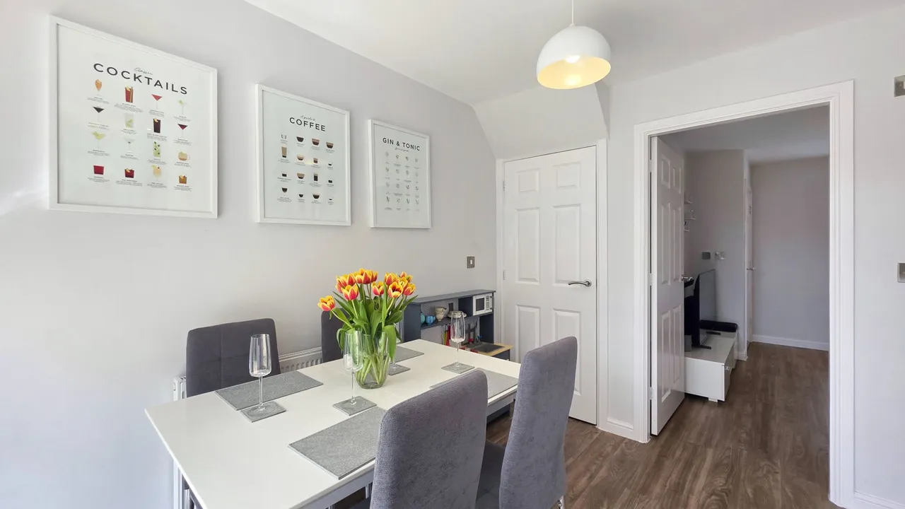 Juniper Gardens, Boothstown, M28, photo 12