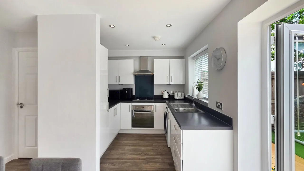 Juniper Gardens, Boothstown, M28, photo 11
