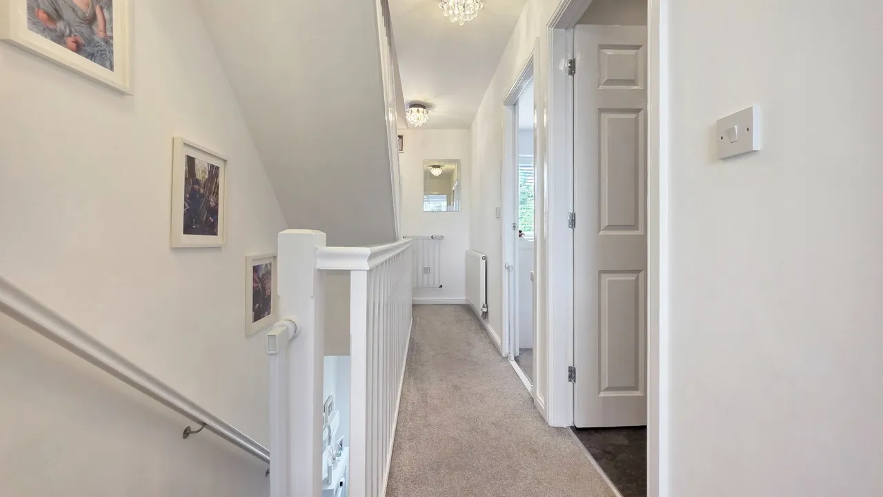 Juniper Gardens, Boothstown, M28, photo 16