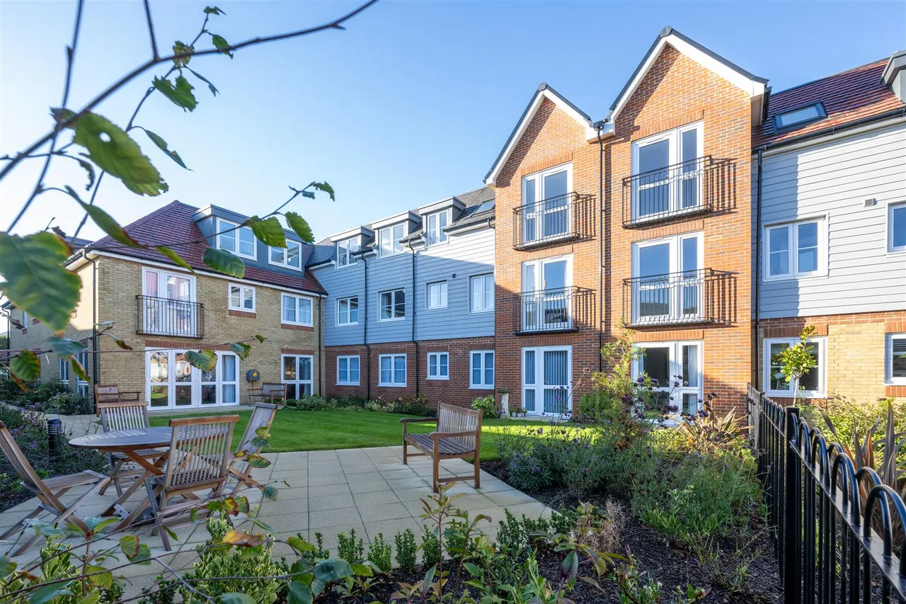 Nash Road, Westwood Cross, CT9, photo 9