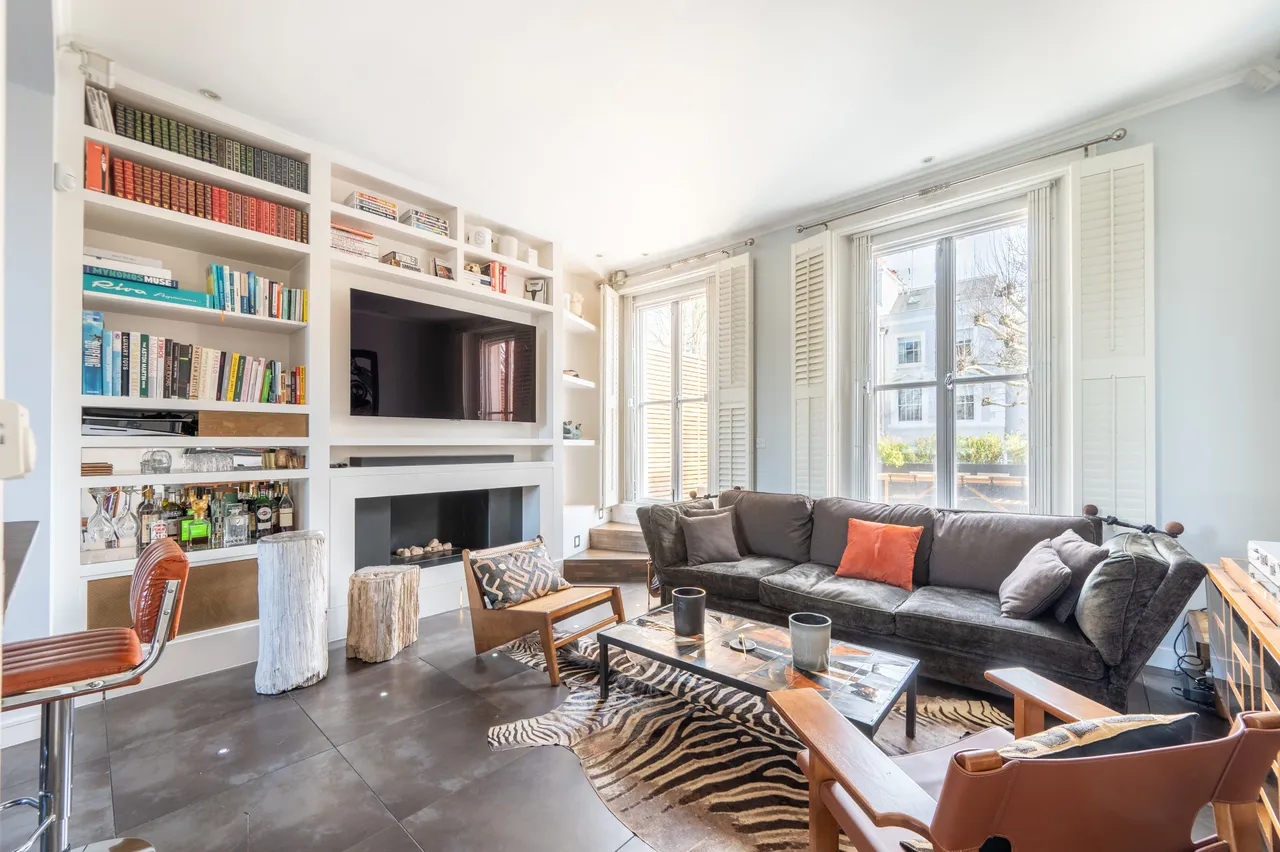 2 bed flat for sale — First To Third Floor, 121 Clarendon Road, London
