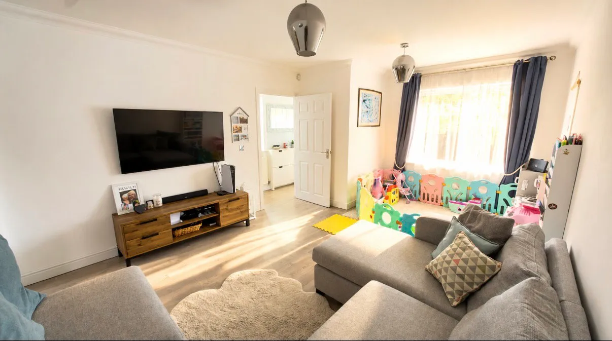 Lilleshall Avenue, Monkston, Milton Keynes, MK10 9HY, photo 2