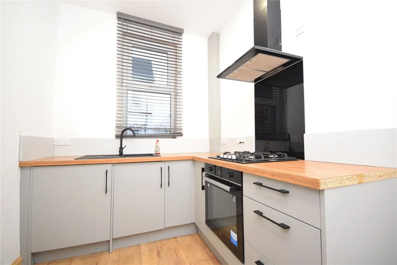 Cedar Mount, Leeds, LS12, photo 3