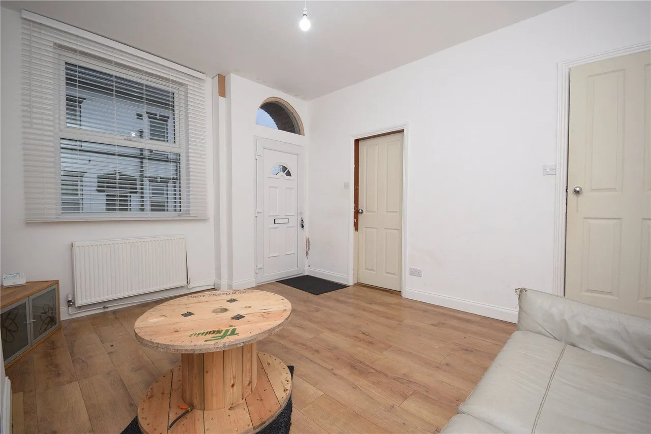 Cedar Mount, Leeds, LS12, photo 2