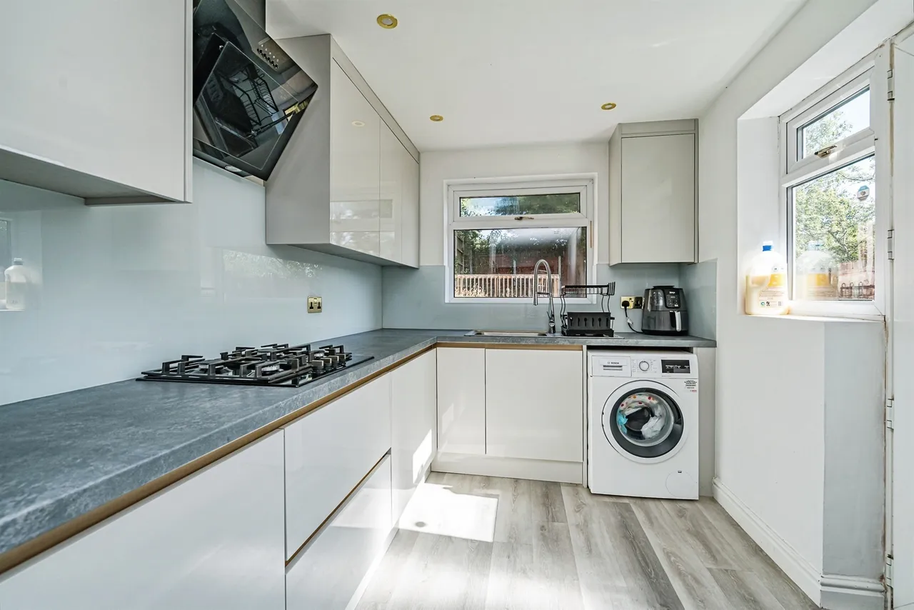 Wadham Close, Rowley Regis, photo 5