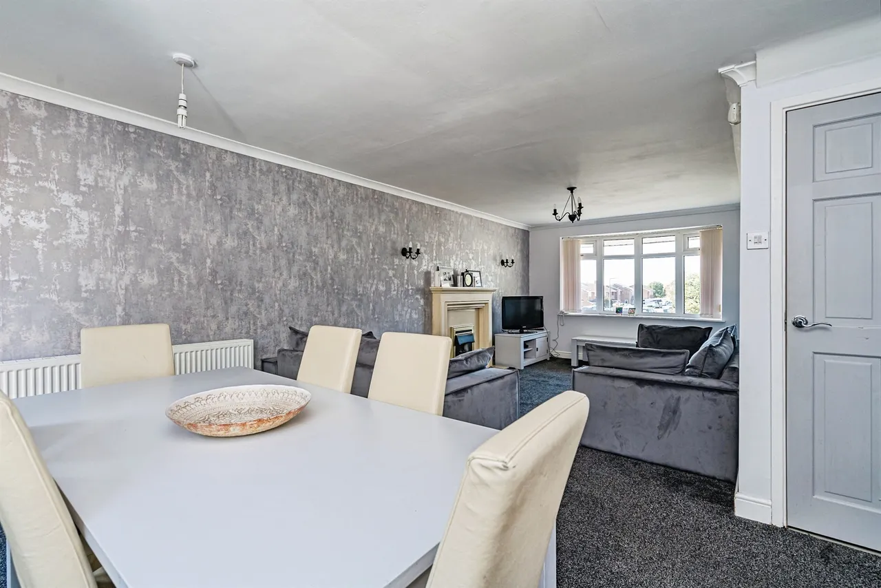 Wadham Close, Rowley Regis, photo 4
