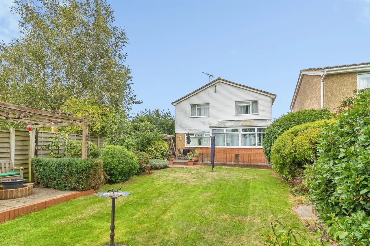 High Street North, Stewkley, LU7, photo 21