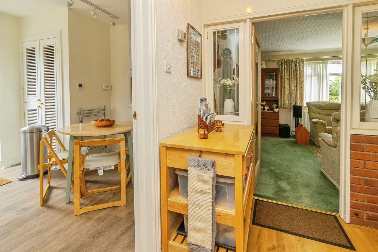 High Street North, Stewkley, LU7, photo 8