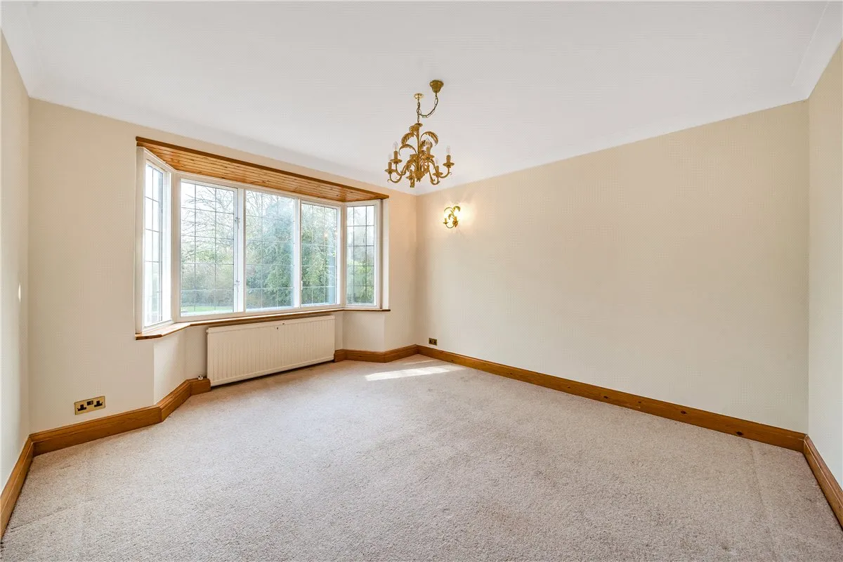 Bacombe Lane, Wendover, HP22, photo 7