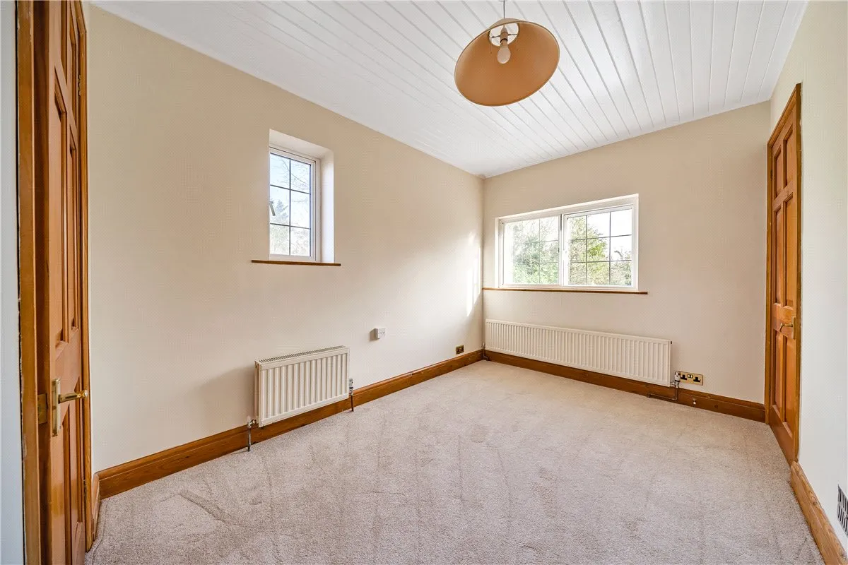 Bacombe Lane, Wendover, HP22, photo 6