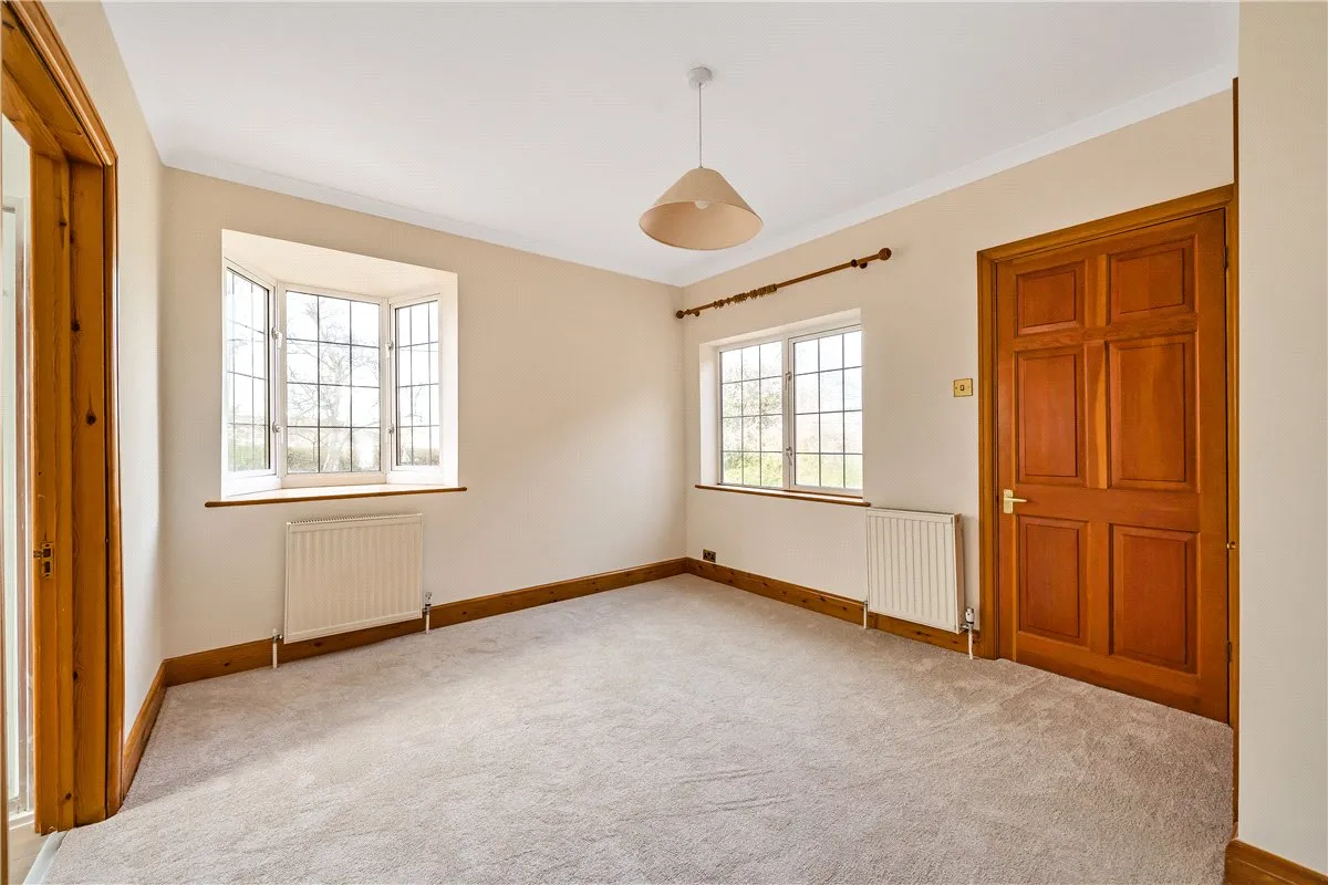 Bacombe Lane, Wendover, HP22, photo 10