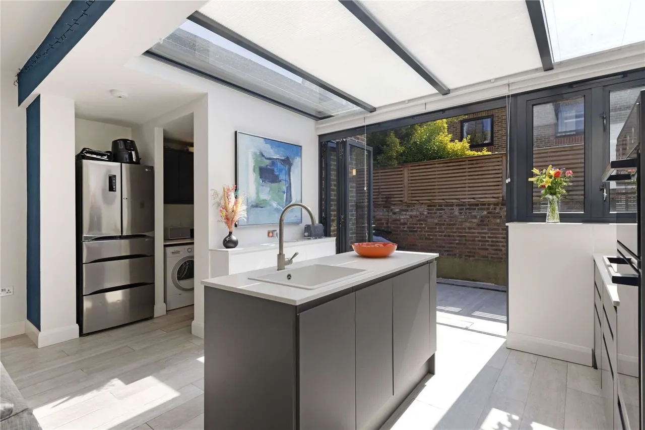 Colehill Lane, London, SW6 5EF, photo 4