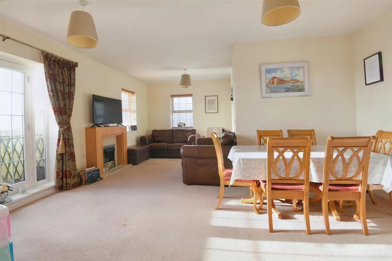 Drovers, Sturminster Newton, photo 7